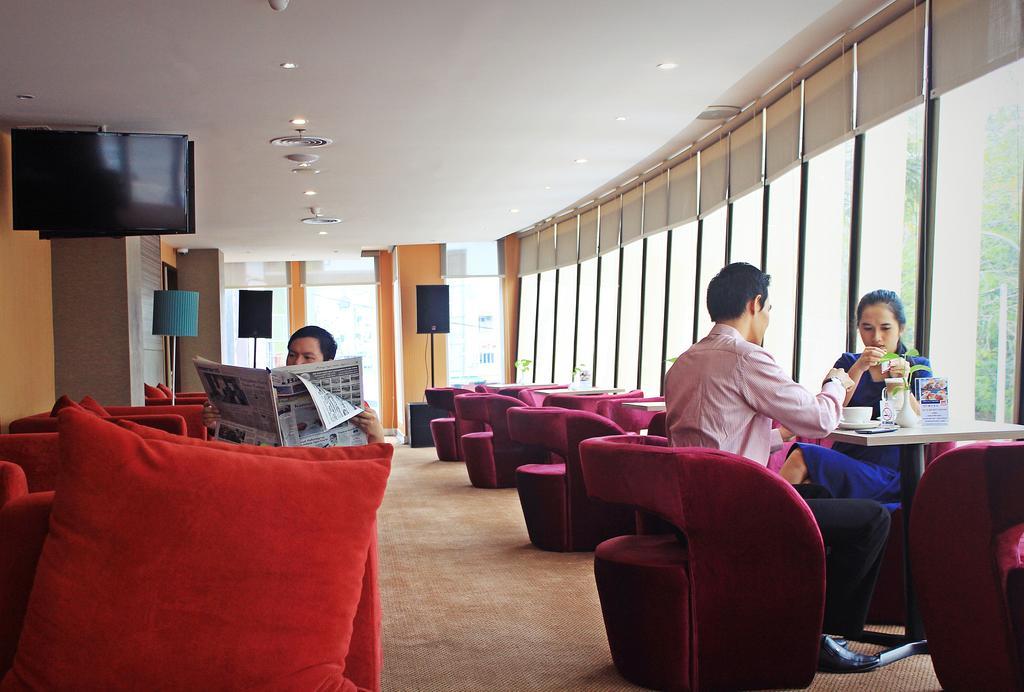 Biz Hotel Batam Nagoya Eksteriør billede