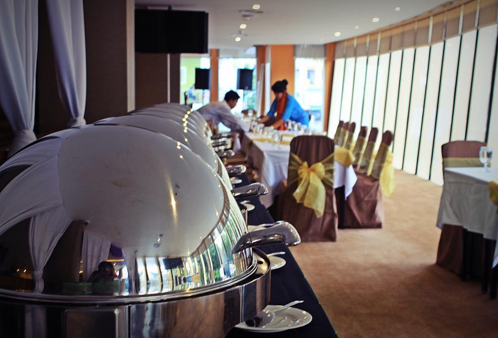 Biz Hotel Batam Nagoya Eksteriør billede