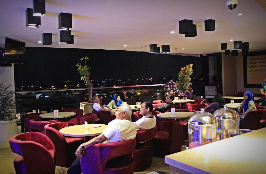 Biz Hotel Batam Nagoya Eksteriør billede