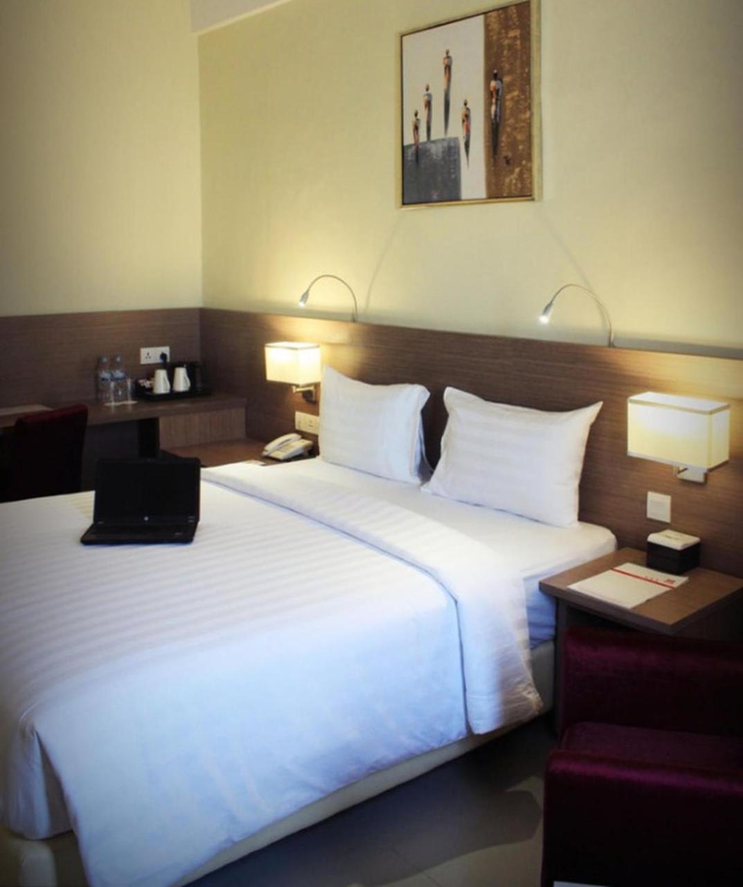 Biz Hotel Batam Nagoya Eksteriør billede