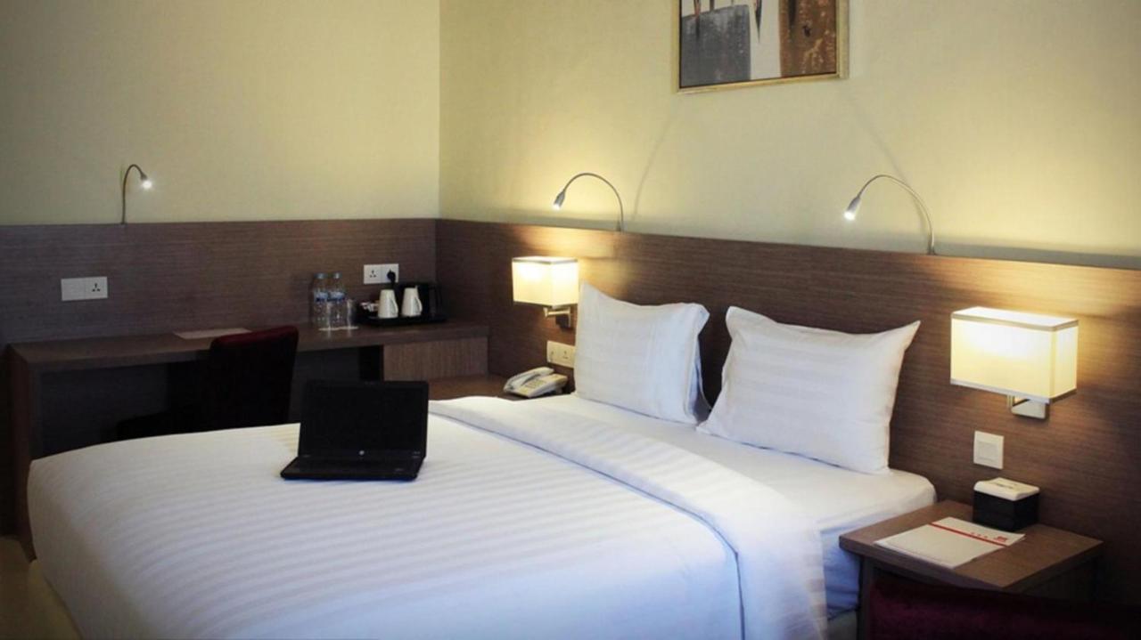 Biz Hotel Batam Nagoya Eksteriør billede